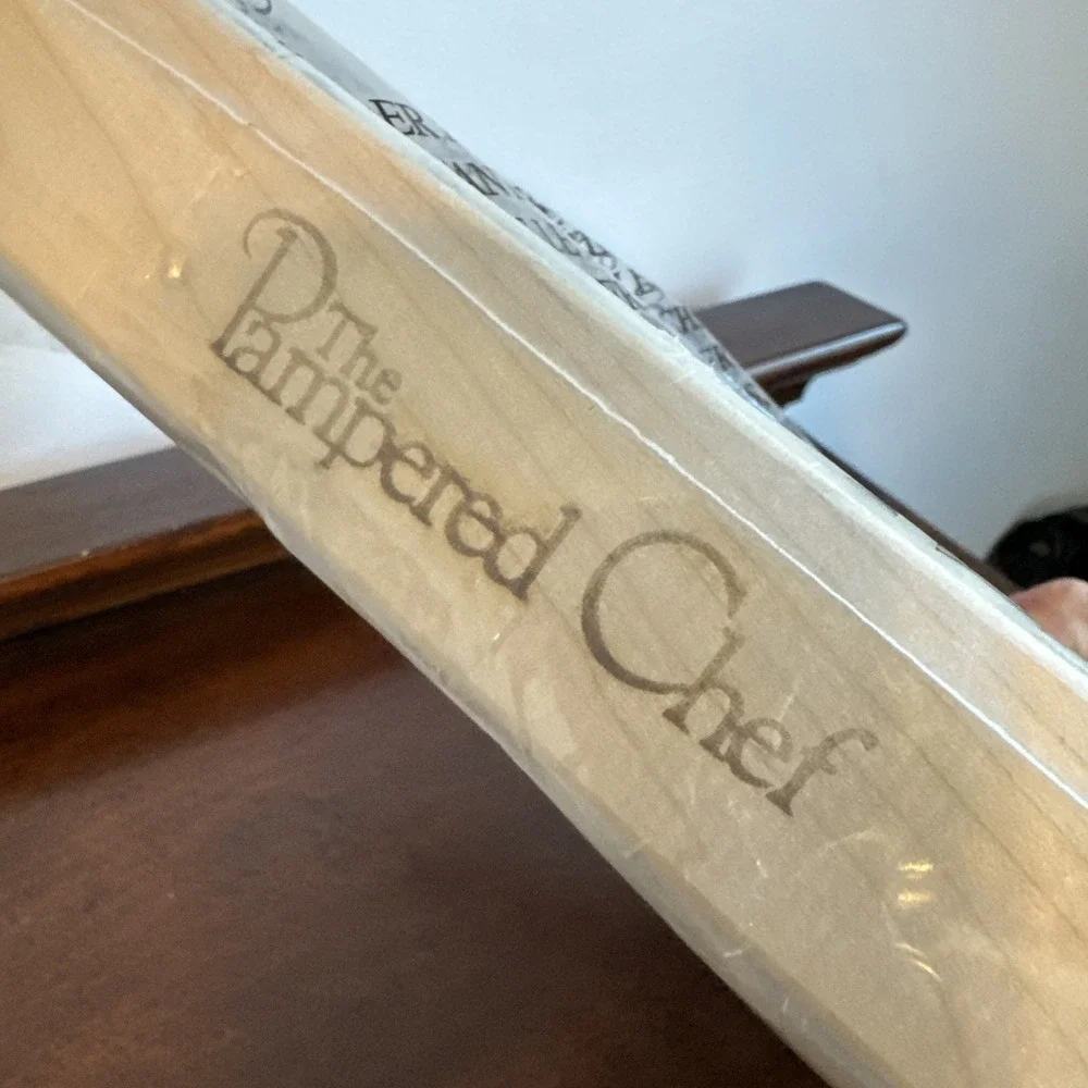 NEW Pampered Chef 2141 Discontinued Wood Stoneware Storage Rack Adjustable USA